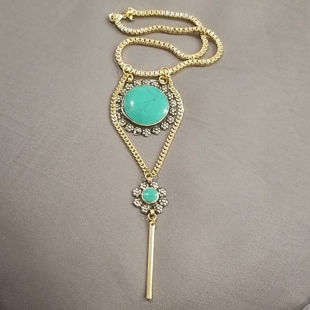 💕VANESSA MOONEY💕 Gold Turquoise Stone Necklace